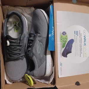 Skechers for Men New Never Worn